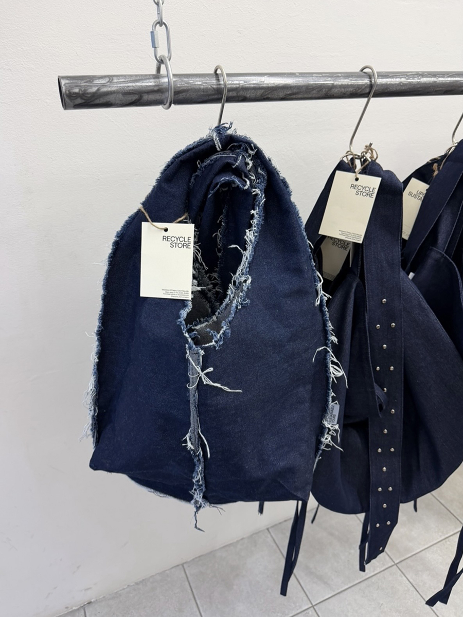 Recycle Store denimové tašky